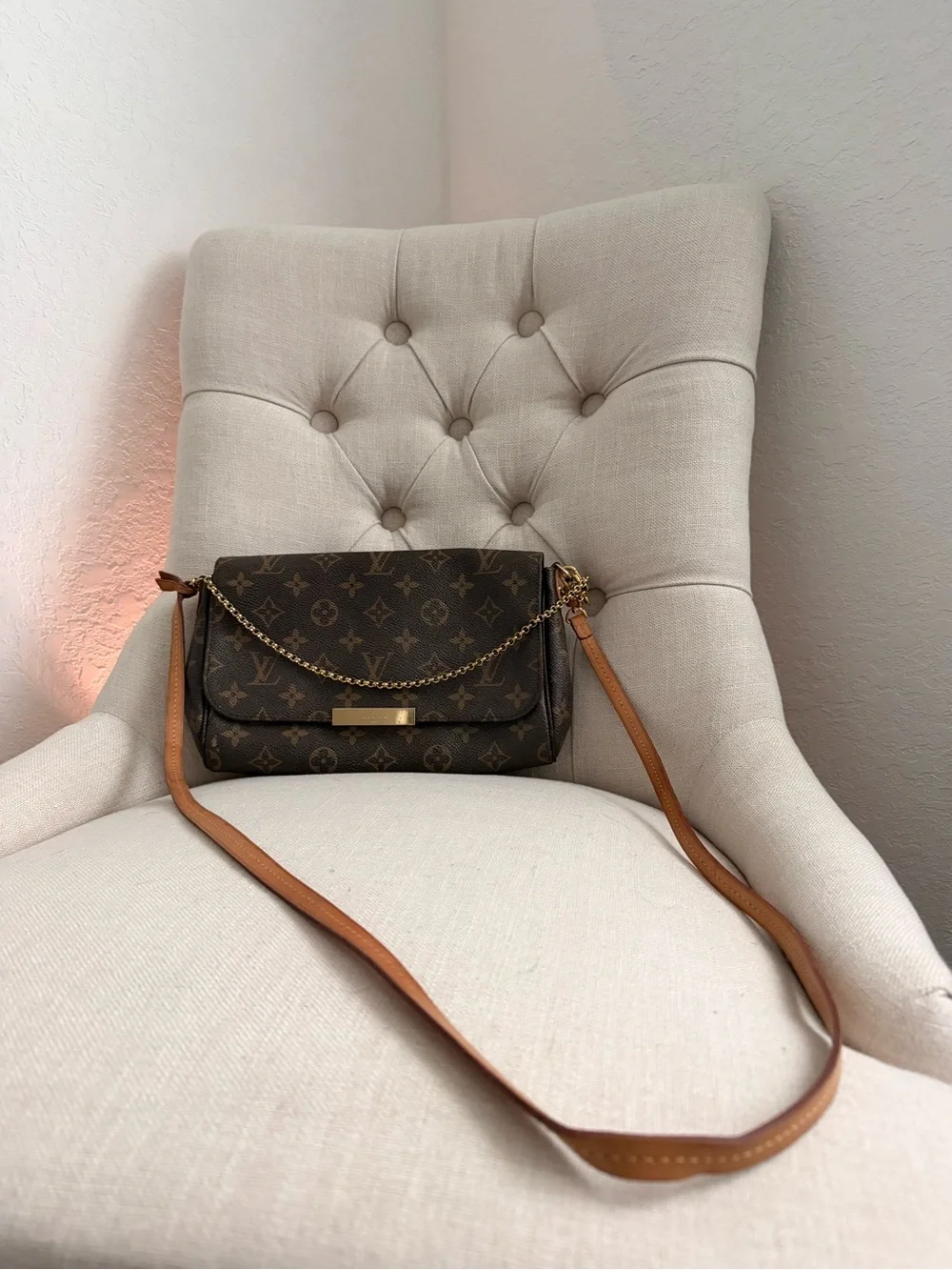Louis Vuitton Monogram Crossbody with Tan Strap and Gold Chain